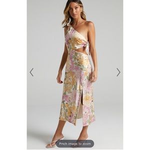 Floral cut out one shoulder midi dress size XS NEW